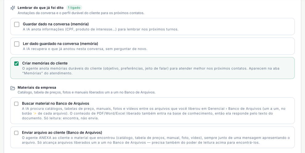 Grupos Lembrar do que já foi dito, com Criar memórias do cliente ligado, e Materiais da empresa, com Buscar material no Banco de Arquivos e Enviar arquivo ao cliente